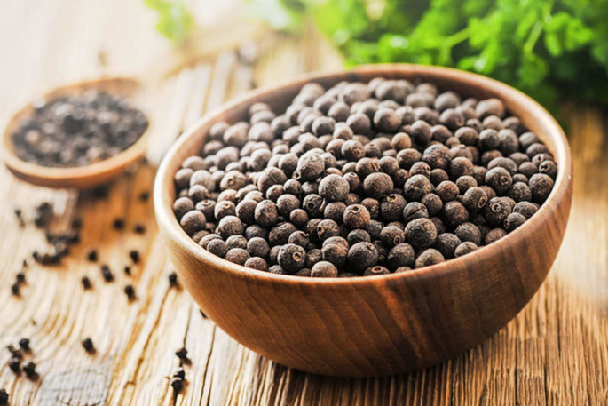 Giá tiêu hôm nay 1810 