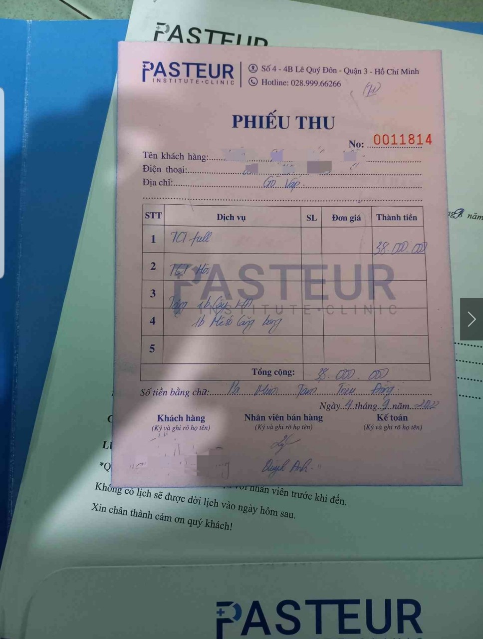 Thẩm mỹ viện Pasteur bị nhiều khách hàng tố cáo ngang nhiên khám chữa bệnh khi đang bị đình chỉ hoạt động