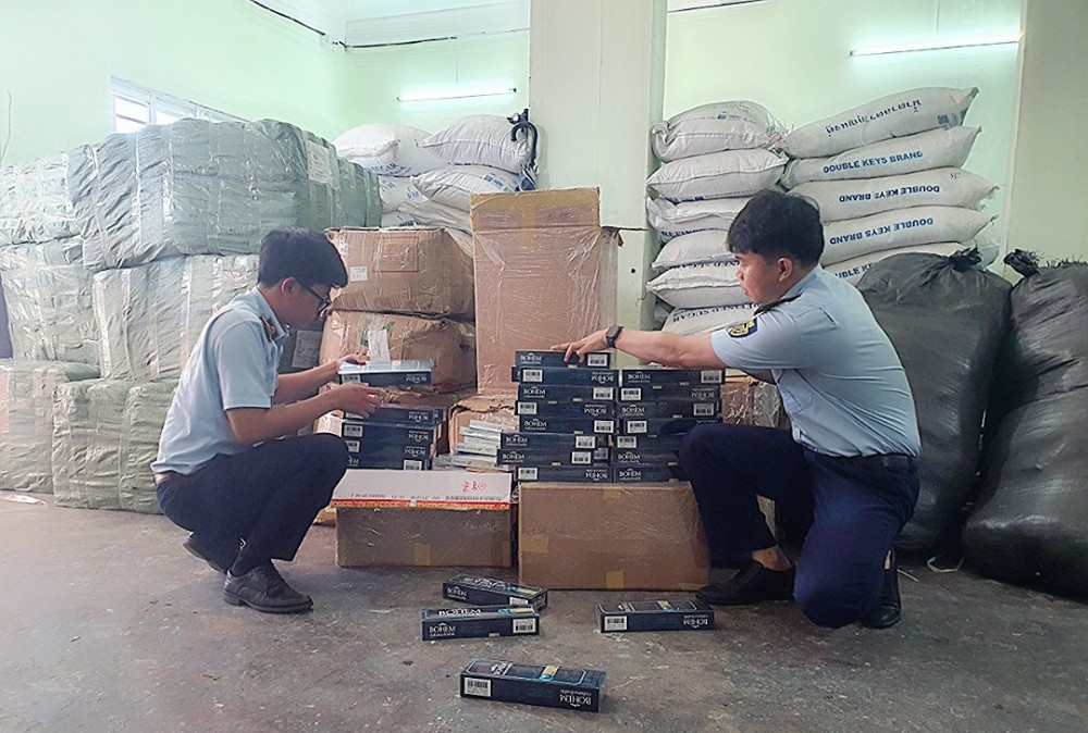 Phát hiện xử lý 1300 bao thuốc lá điếu nhập lậu tại Phú Yên