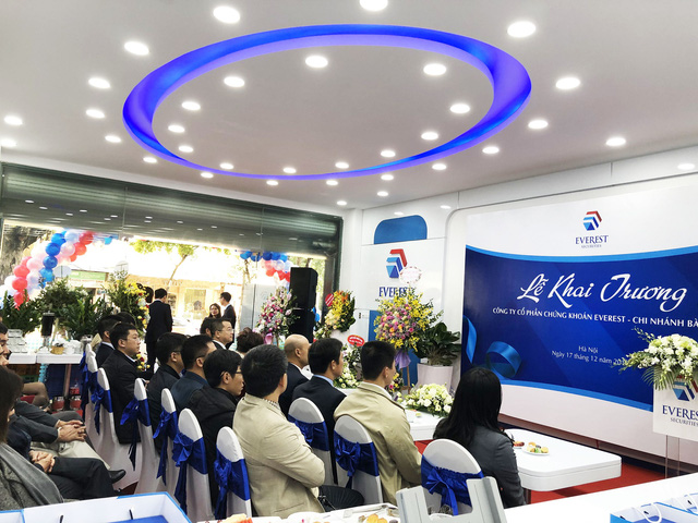 Chứng khoán EVS muốn phát hành 500 tỷ đồng trái phiếu không tài sản đảm bảo lãi suất 115năm