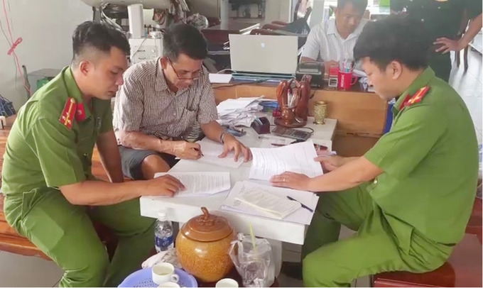 An Giang Phát hiện 5 tấn đường cát nhập lậu được phù phép thành đường Myanmar