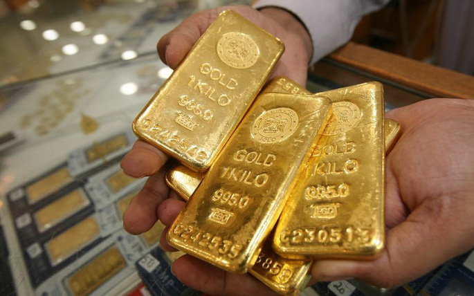 Giá vàng hôm nay 810 Mất mốc 1700 USDounce sau báo cáo việc làm của Mỹ
