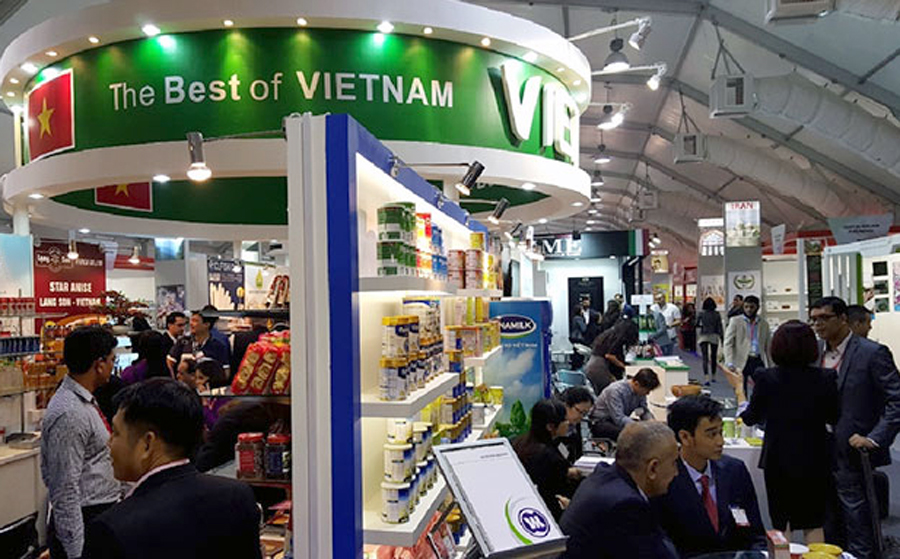 Thúc đẩy doanh nghiệp tham gia vào chuỗi phân phối hàng hóa toàn cầu
