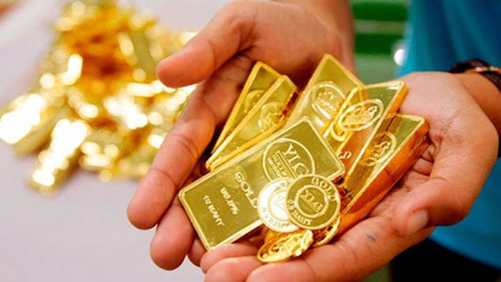 Giá vàng hôm nay 2311 Giảm thêm mức 50000 100000 đồnglượng