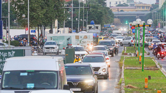 Kiến nghị thu hồi Giấy phép thi công dỡ rào trên đường Vũ Trọng Khánh