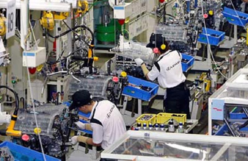 PMI tháng 3 giảm xuống 517 điểm chi phí đầu vào tăng nhanh nhất trong gần 11 năm