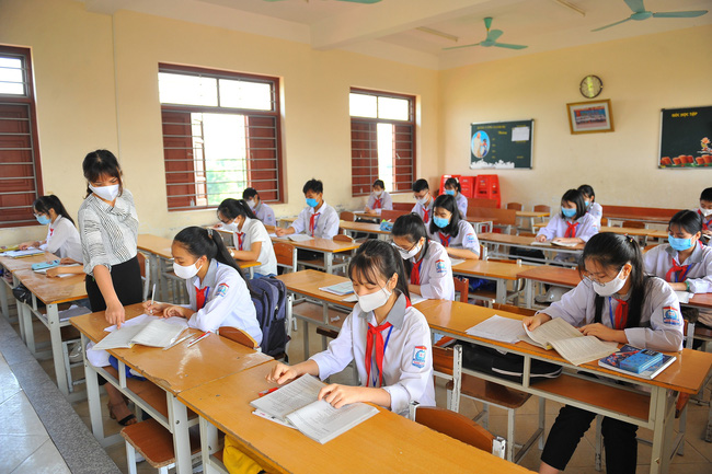 Tất cả học sinh TP HCM học trực tiếp từ ngày 124