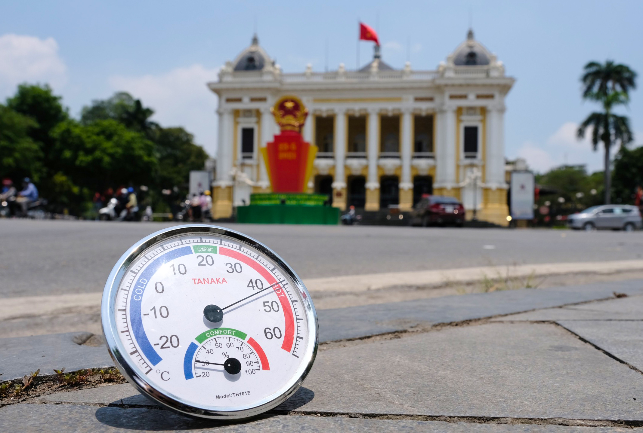 Dự báo thời tiết ngày 274 Miền Bắc nắng nóng trên diện rộng có nơi trên 40 độ