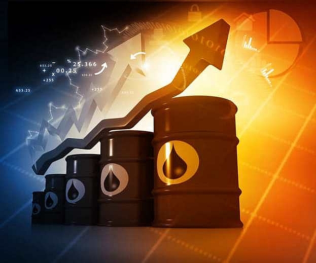 Giá xăng dầu hôm nay 35 WTI tăng Brent đứng yên ở 1076 USDthùng