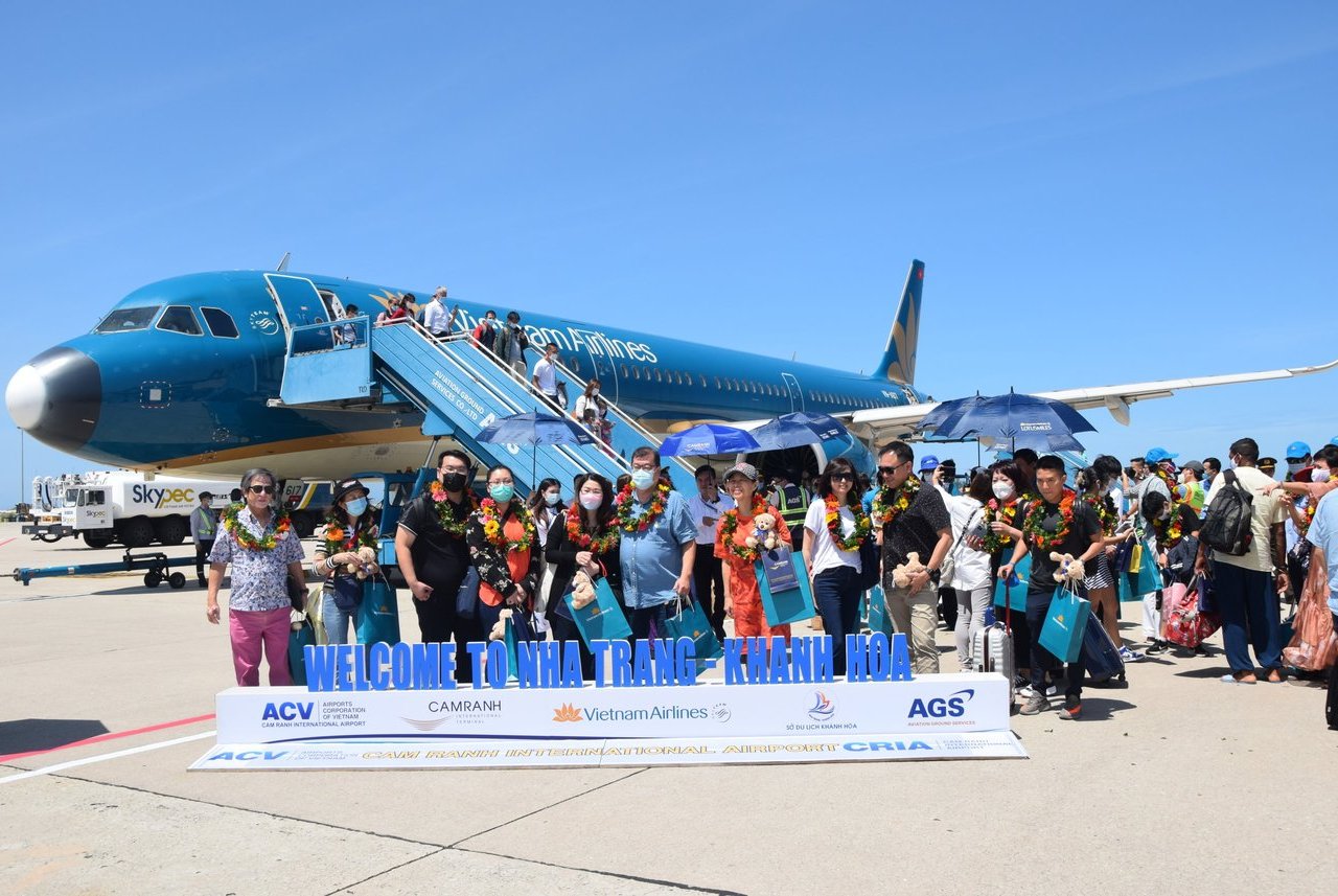 Khánh Hòa mở đường bay mới đón 160 hành khách Singapore đến du lịch