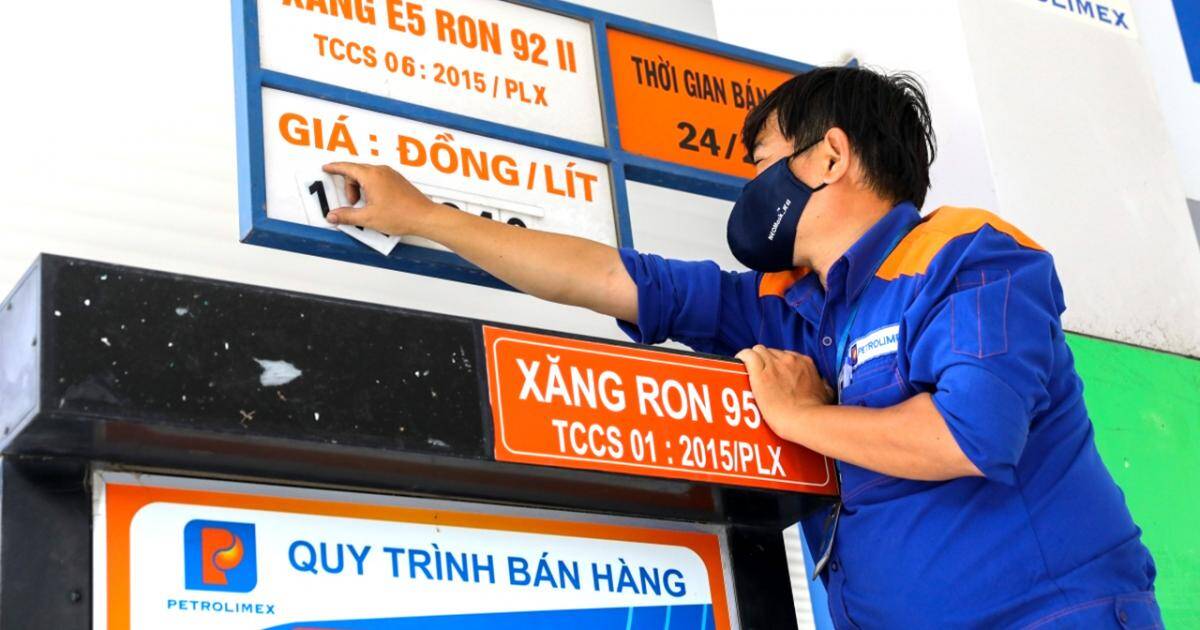 Thứ trưởng Bộ Công Thương Đỗ Thắng Hải Có ba giải pháp có thể kiềm chế tối đa mức tăng giá xăng dầu