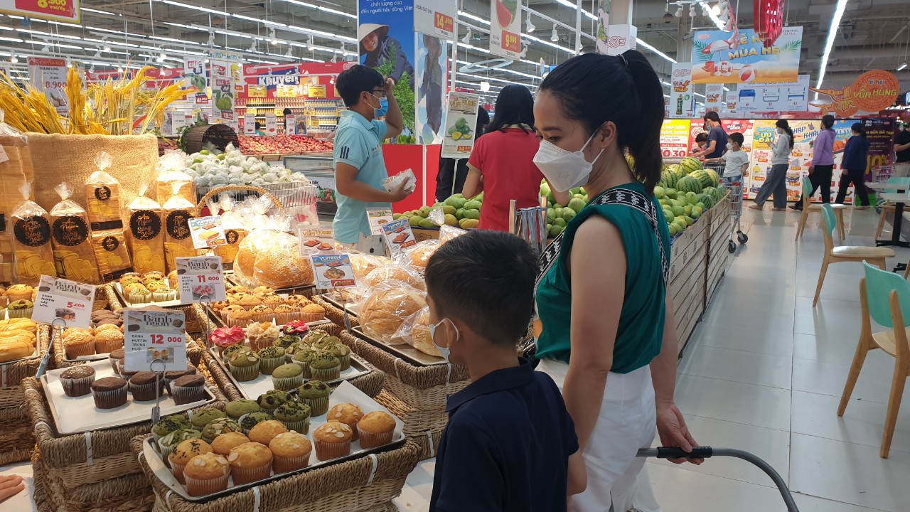 Bán lẻ đứng đầu nhóm ngành triển vọng nửa cuối năm 2022