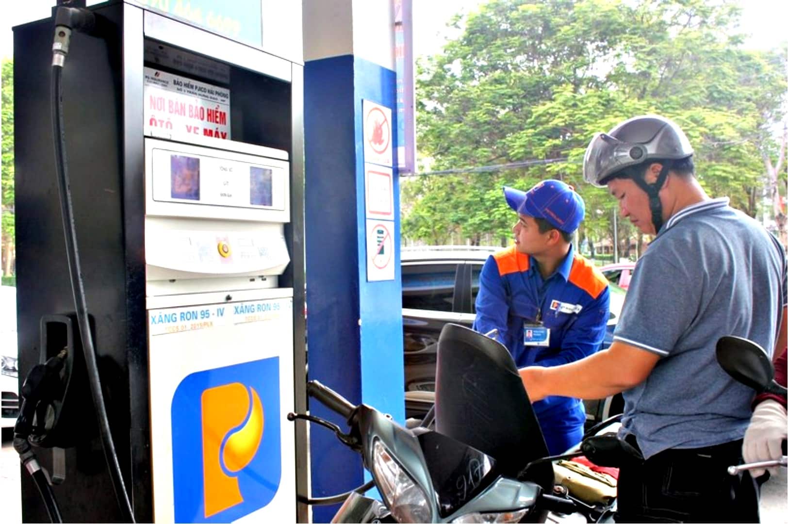 Giá xăng trong nước liệu có tiếp tục giảm từ ngày 18
