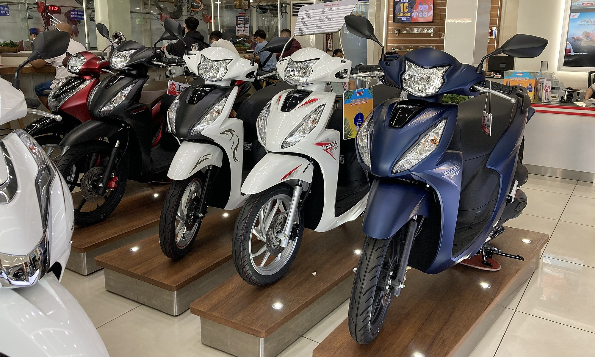 Honda Vision đã trở lại gần với mức giá đề xuất của hãng