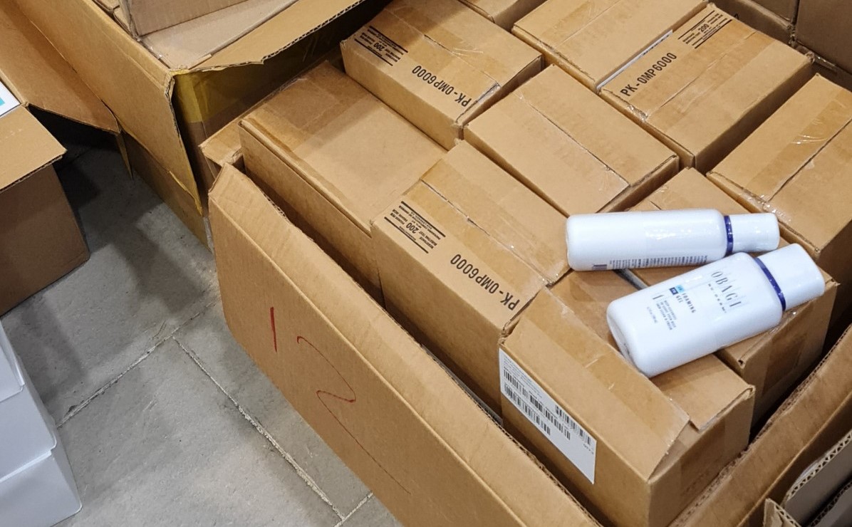 Thu giữ hơn 13000 sản phẩm mỹ phẩm OBAGI không rõ nguồn gốc