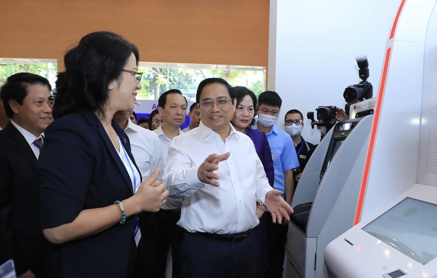 Chuyển đổi số ngành ngân hàng cần phải có cách tiếp cận toàn dân