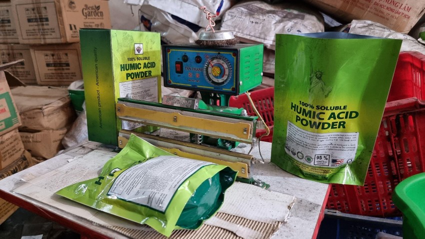 Bắt quả tang 1 công ty phù phép phân bón Trung Quốc thành phân bón Mỹ