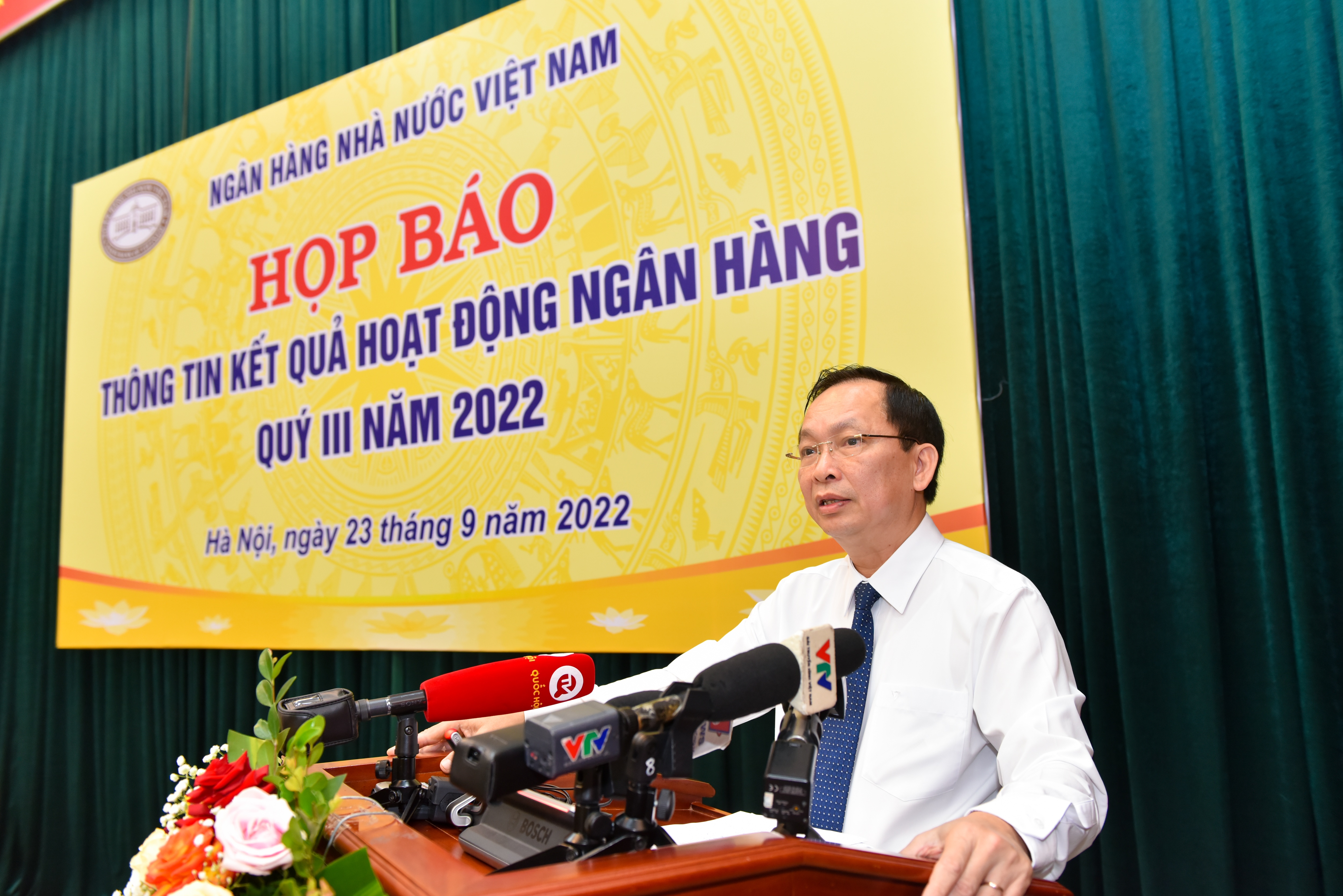 Phó Thống đốc Đào Minh Tú