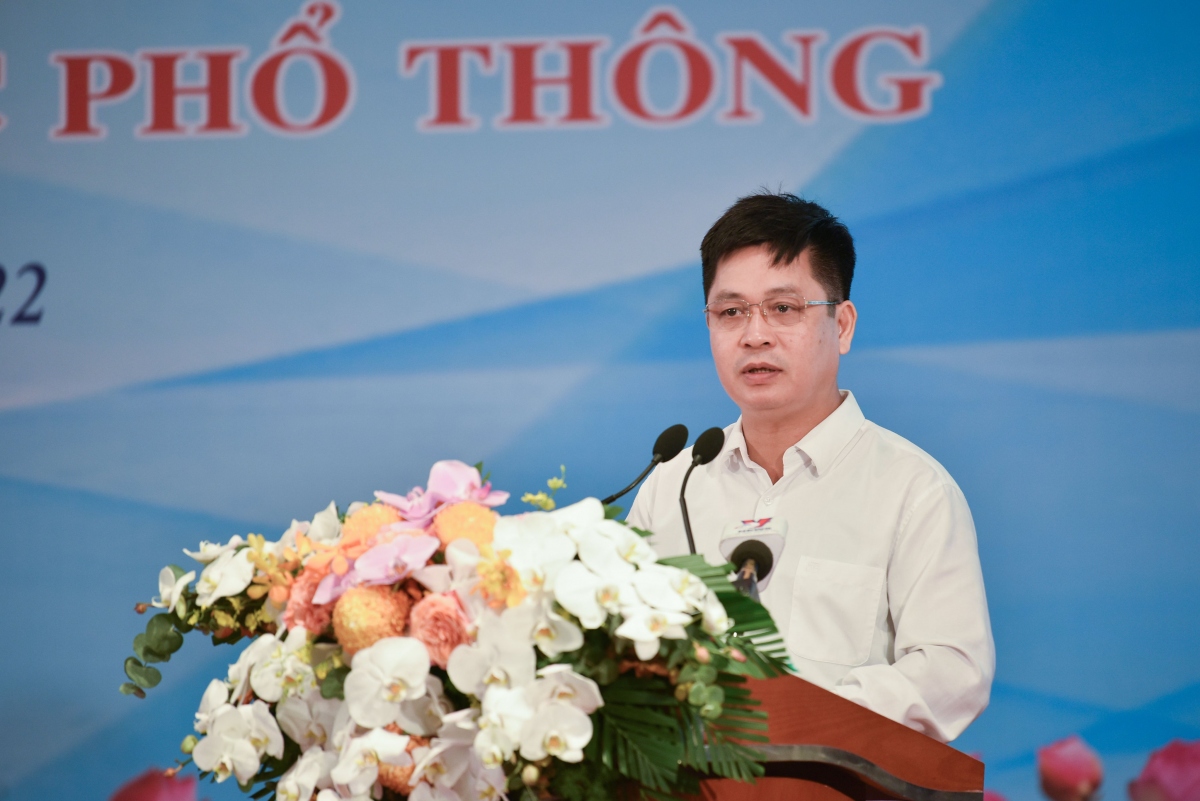 Bộ GDĐT Sách giáo khoa mới sẽ được tinh giản để giảm giá thành