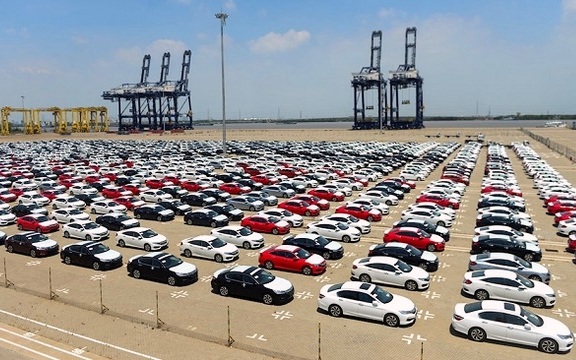 Năm 2022 doanh số bán xe ô tô toàn thị trường tăng mạnh