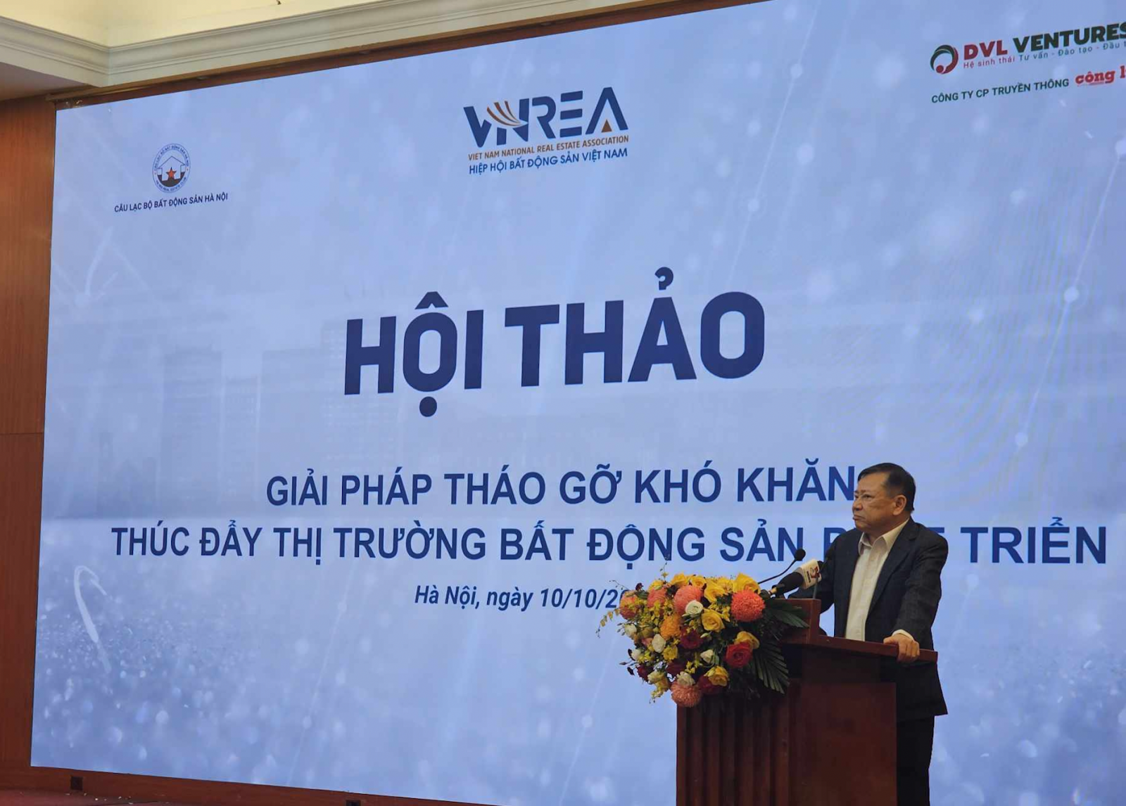 Để thúc đẩy thị trường bất động sản cần gỡ vướng xử lý dự án tồn đọng