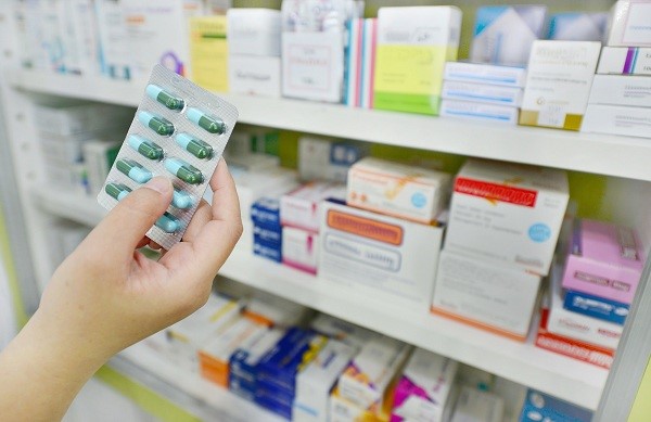 Những ai chịu trách nhiệm khi dược mỹ phẩm không đạt chất lượng sau 1 thời gian lưu hành