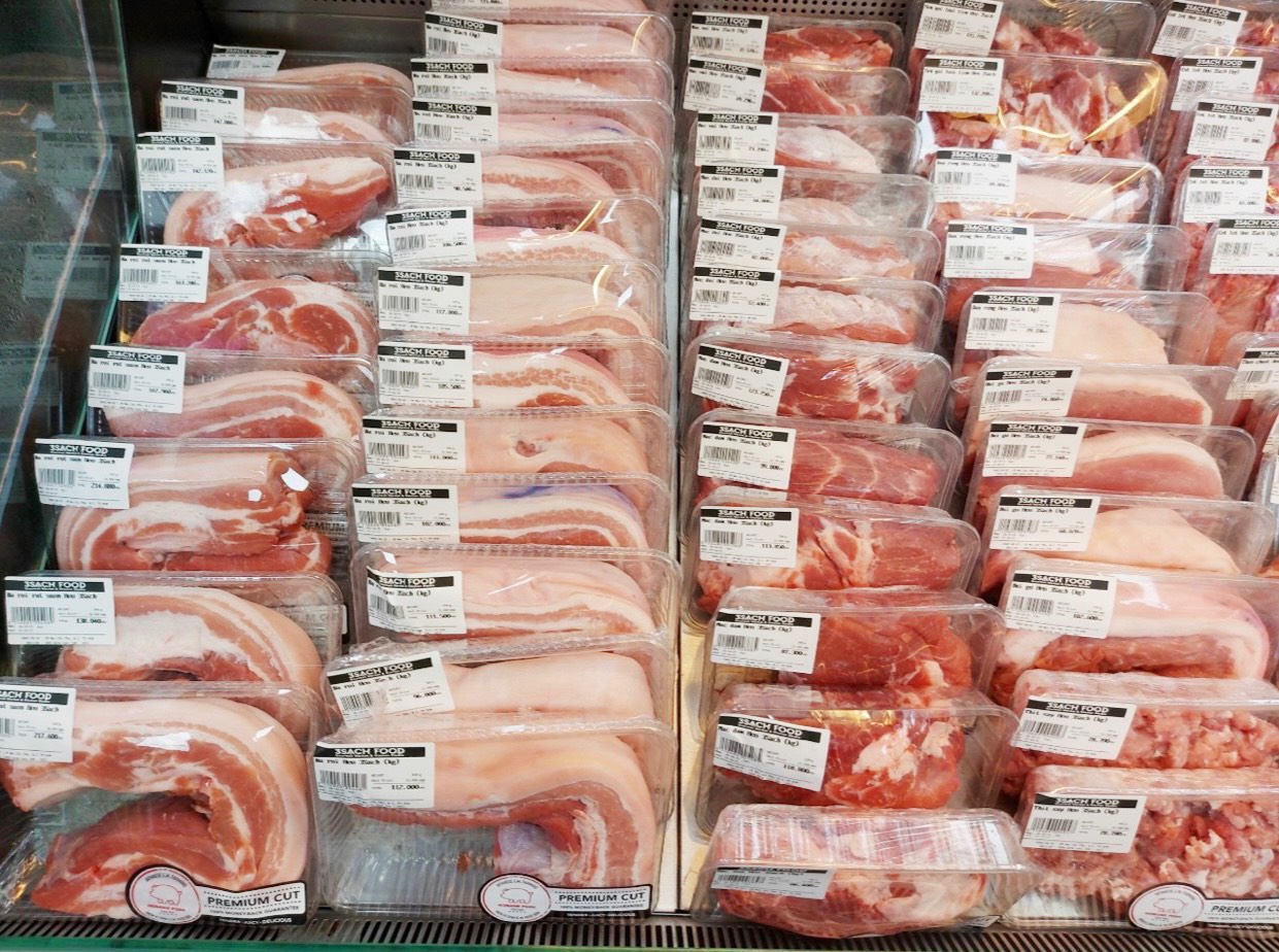 Giá thịt heo hôm nay 1912 Giảm 2000 đồngkg tại Công ty Thực phẩm Tươi sống