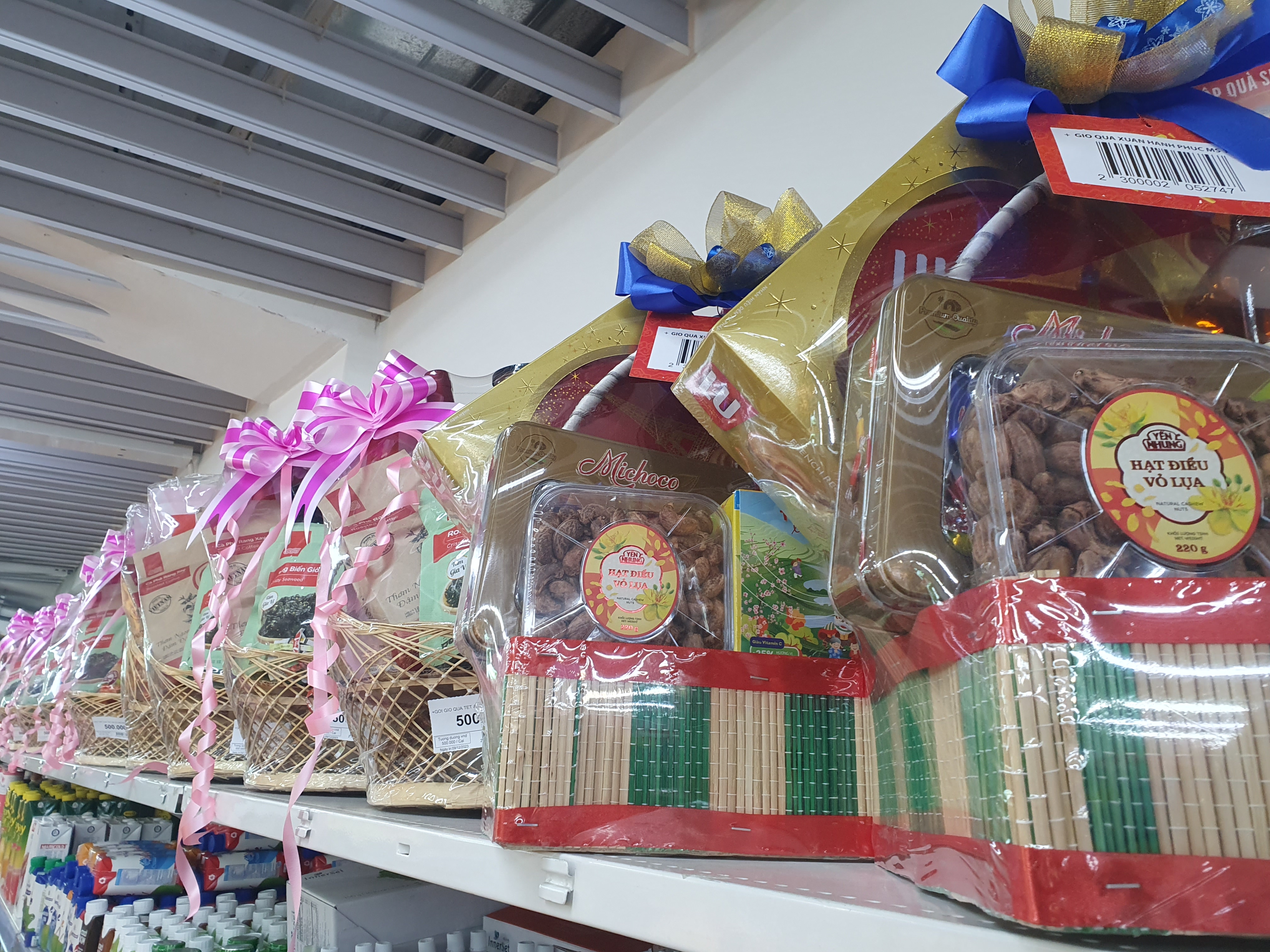 Thị trường giỏ quà Tết lên kệ sớm