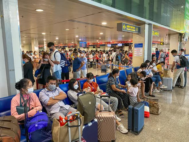 Cục Hàng không Việt Nam yêu cầu tăng chuyến và bay đêm dịp cao điểm Tết