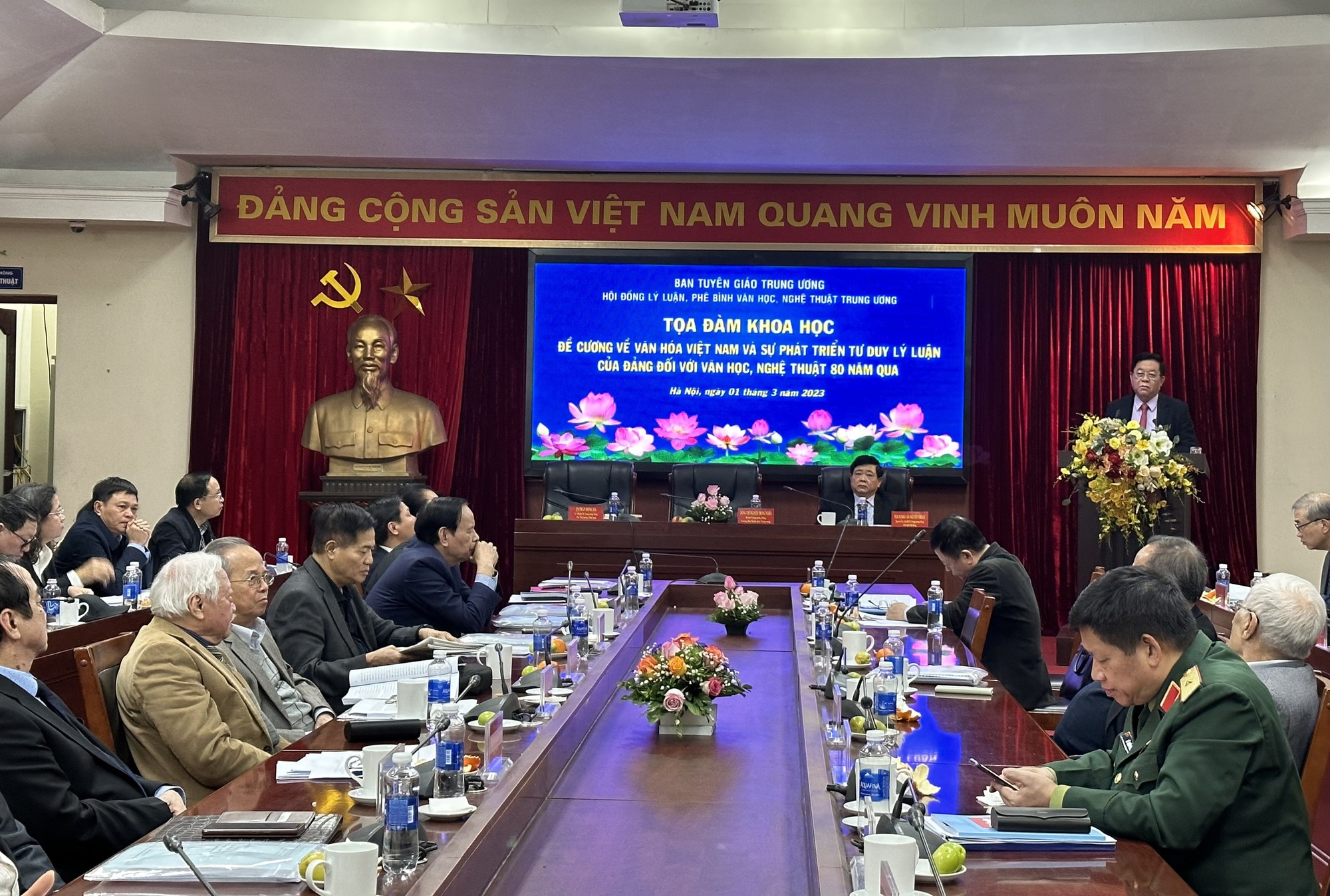 Đề cương về văn hóa Việt Nam Đảng ta không ngừng kế thừa vận dụng bổ sung và phát triển