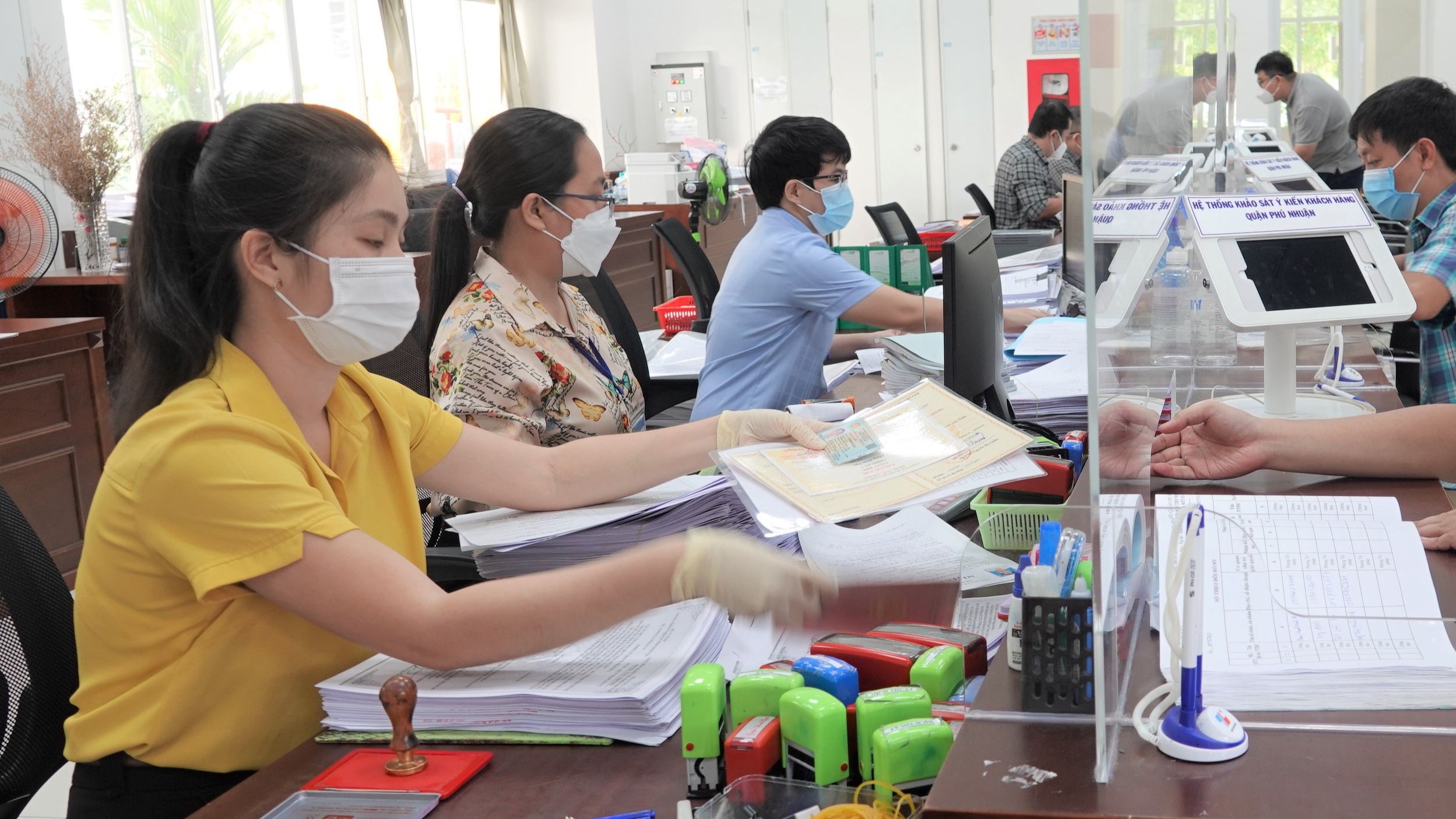 Bộ Nội vụ đề xuất 5 chuẩn mực đạo đức của cán bộ công chức viên chức