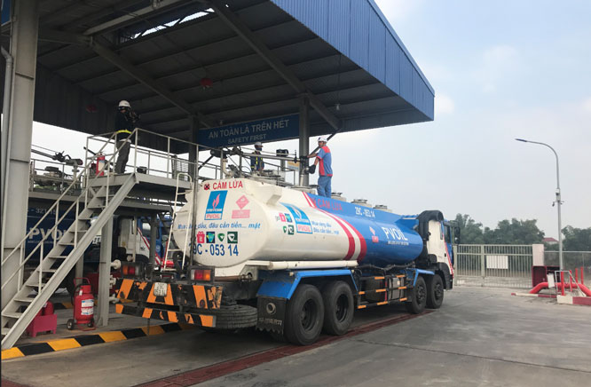 Đại lý bán lẻ xăng dầu có thể lấy hàng từ nhiều nguồn