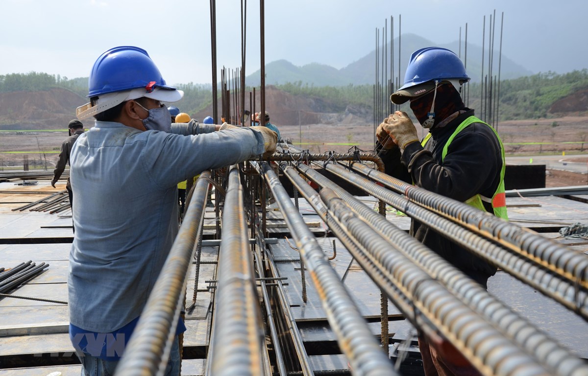 Giá thép hôm nay 125 Thép trong nước tiếp tục giảm sâu