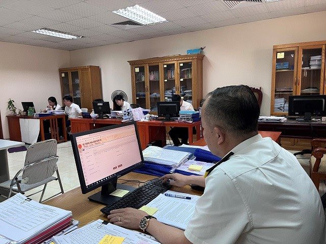 Xử lý nghiêm hành vi mua bán sử dụng hóa đơn bất hợp pháp nhằm trốn thuế