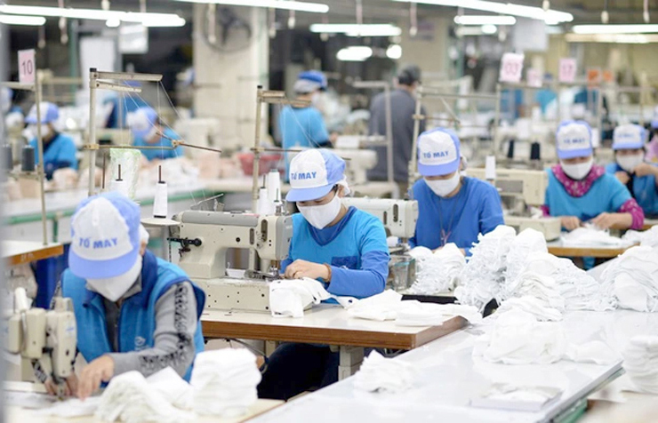 Con đường vượt 'đỉnh' của dệt may da giày vẫn gập ghềnh