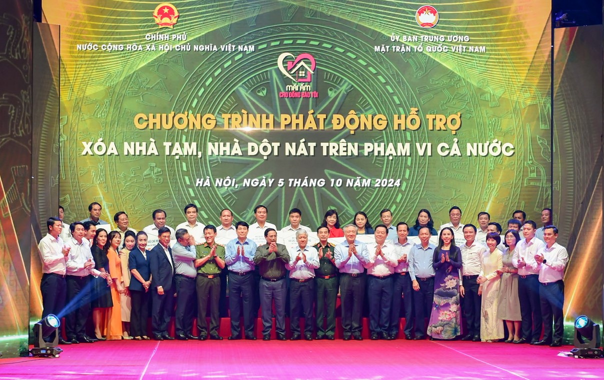 BIDV ủng hộ 100 tỷ đồng chung tay xóa nhà tạm nhà dột nát 