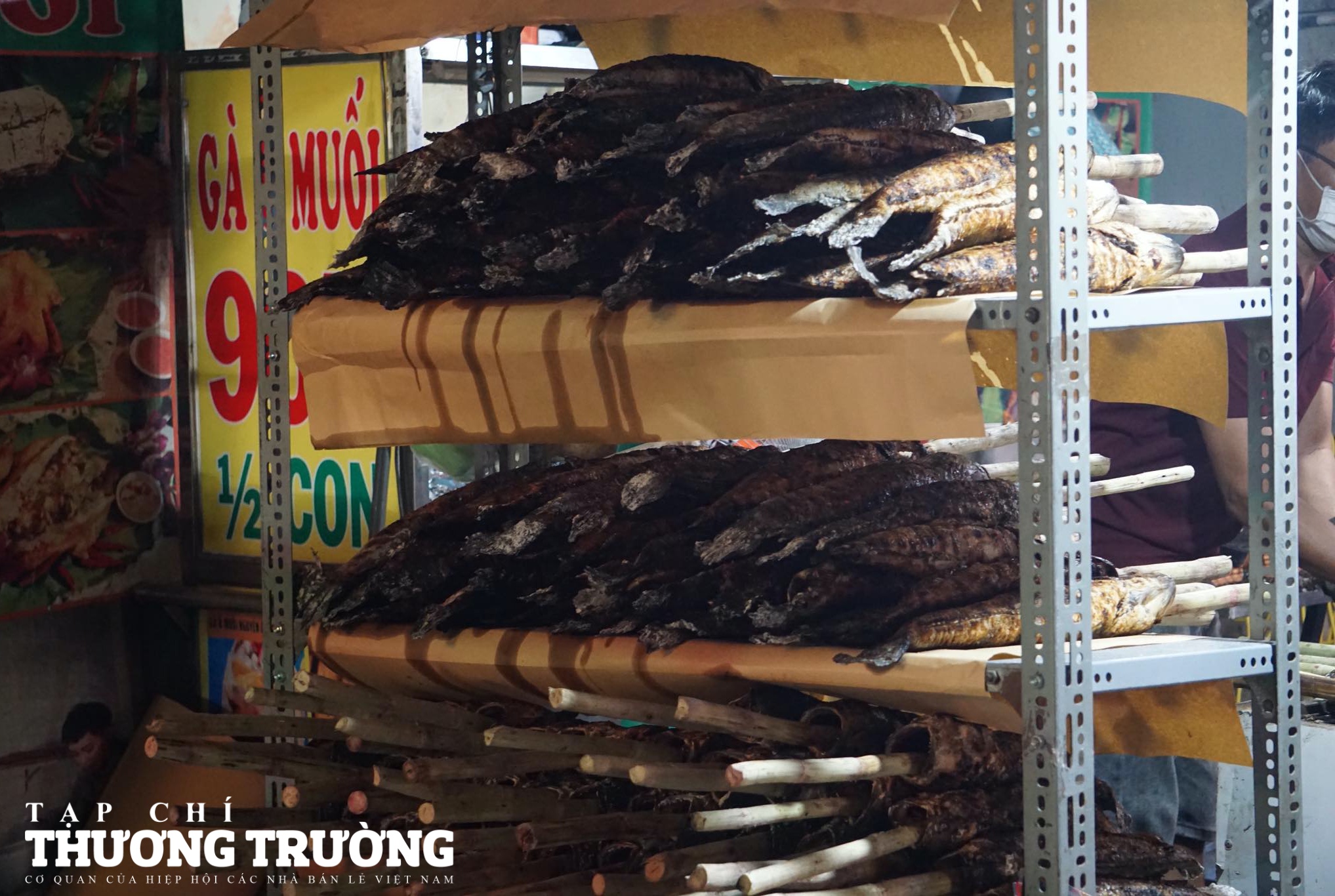 TPHCM Phố cá lóc nhộn nhịp trước ngày vía thần tài