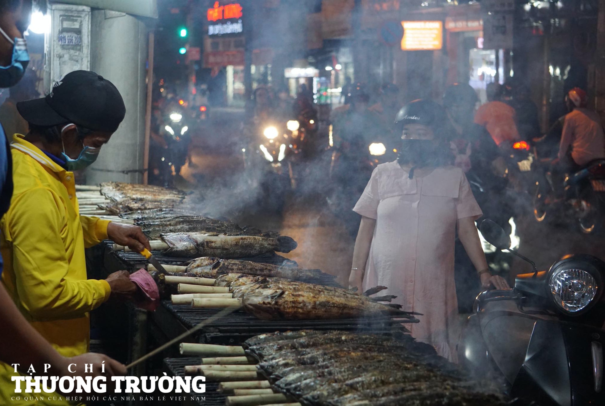 TPHCM Phố cá lóc nhộn nhịp trước ngày vía thần tài