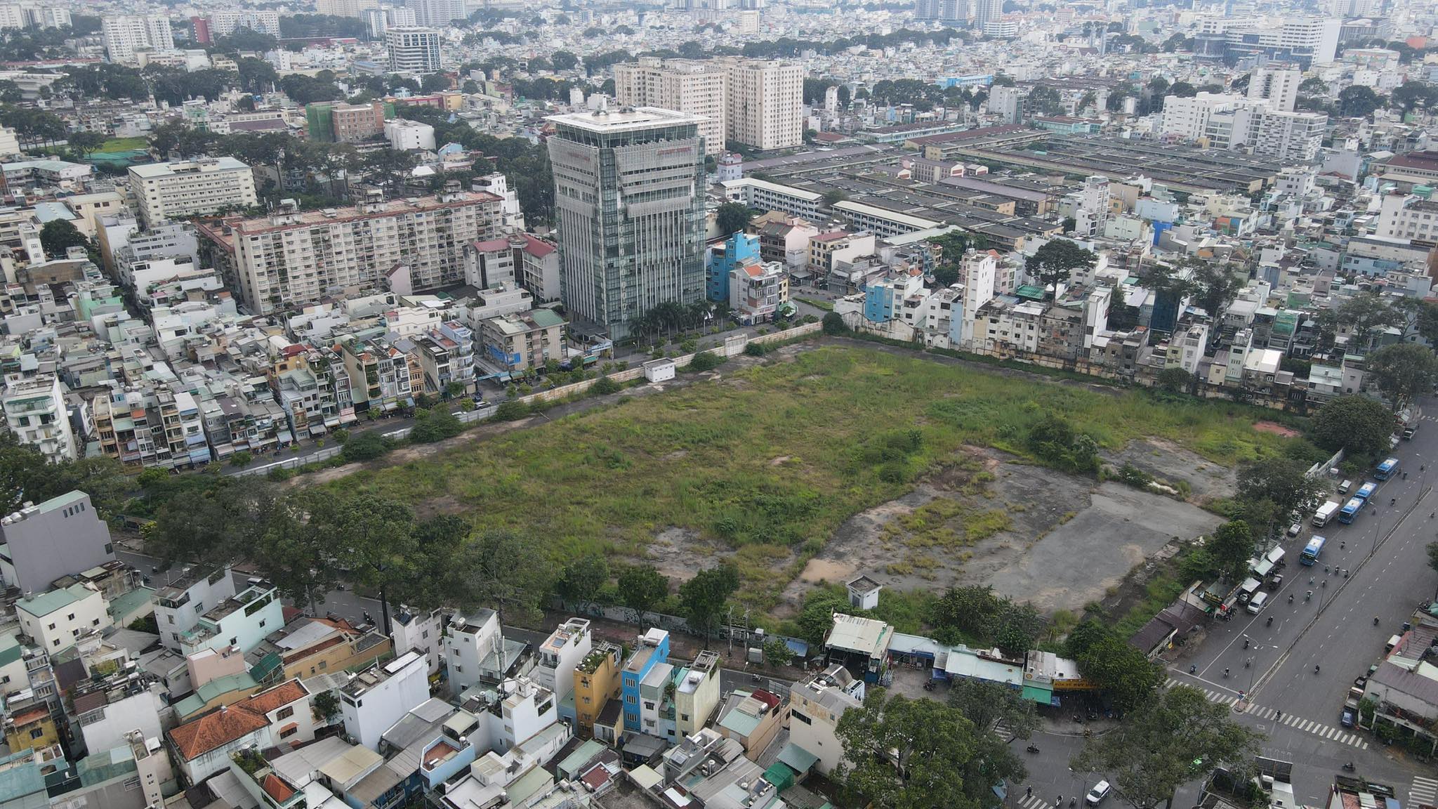 TPHCM Cận cảnh khu đất vàng hơn 30000m2 sai phạm của Vinataba 