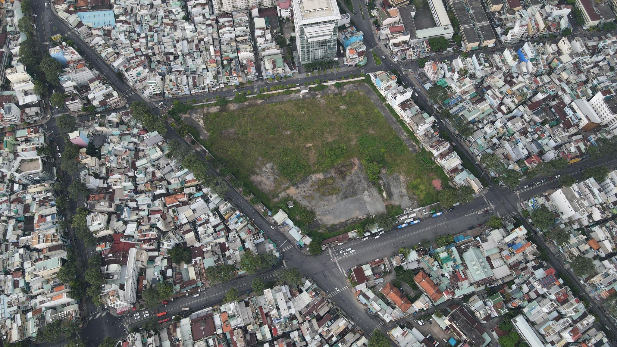 TPHCM Cận cảnh khu đất vàng hơn 30000m2 sai phạm của Vinataba 