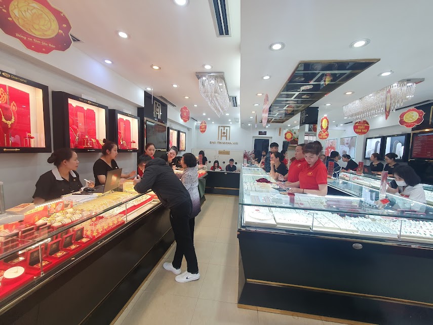 Thị trường vàng ngày vía thần tài