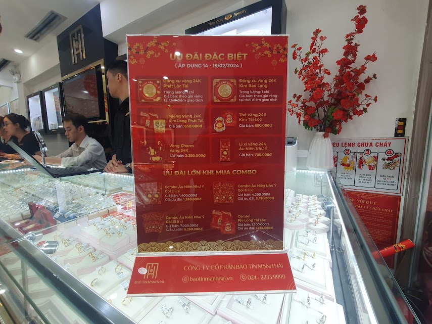 Thị trường vàng ngày vía thần tài