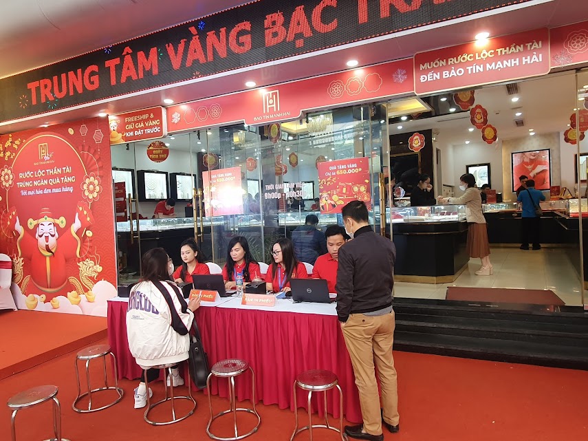 Thị trường vàng ngày vía thần tài