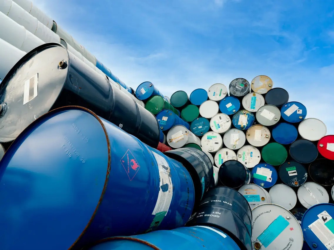 Giá xăng dầu hôm nay 272 Dầu Brent tăng hơn 1