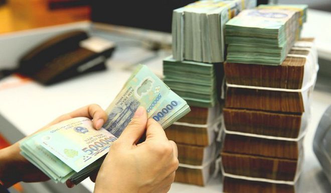 Ngân hàng bất ngờ tăng lãi suất tiền gửi