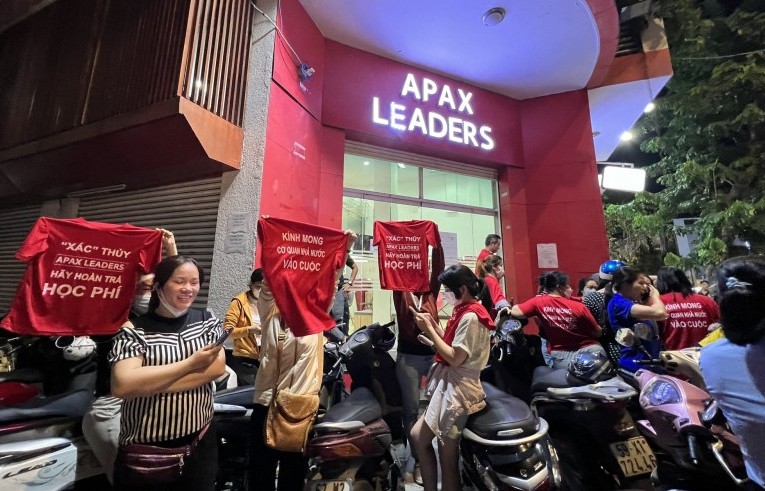 Nhường quyền điều hành cho em gái công ty của Shark Thủy nợ bao nhiêu