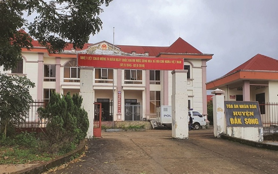 Lập hàng chục hồ sơ vụ án ảo để 'đạt thành tích xét xử