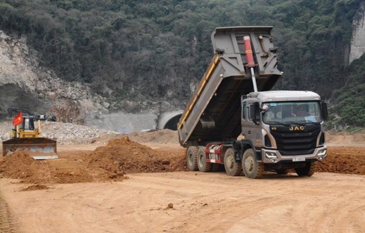 Bộ Giao thông Vận tải Giải ngân được 28983357 tỷ đồng trong tháng 52021