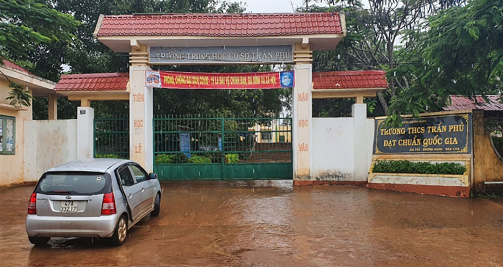 Thanh tra viên Sở Nội vụ Đắk Lắk nhận hối lộ làm đơn xin hưởng án treo