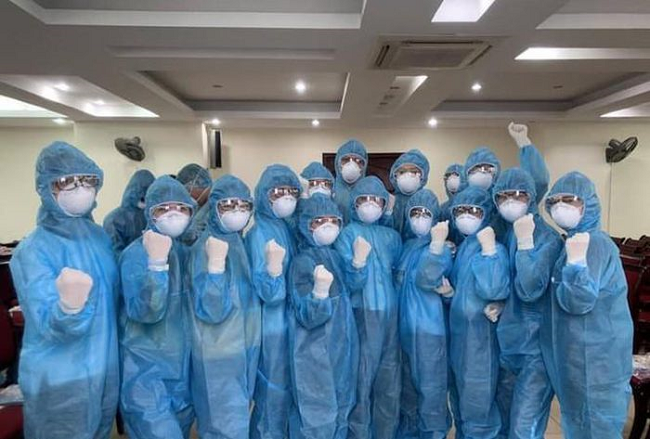 Hơn 2000 người xung phong chống dịch tại TPHCM sau 2 ngày kêu gọi